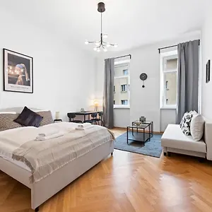  Apartment Cozy In 16th District Österreich