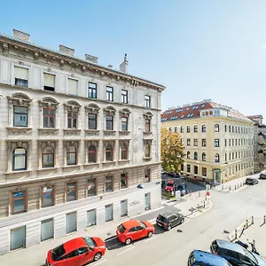 Zeus Design Schoenbrunn Apartamento Viena